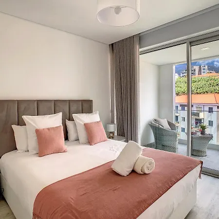 Apartmán Uptown By Lovelystay *