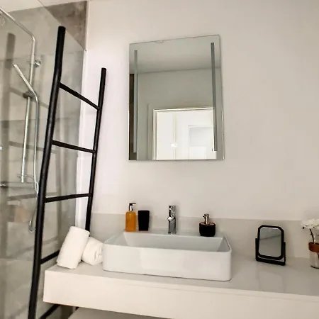 Uptown By Lovelystay Funchal (Madeira)