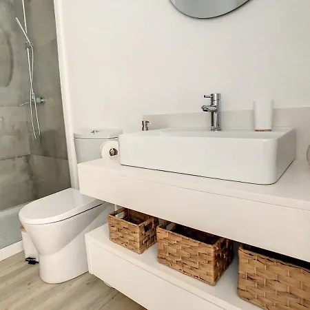 Апартаменты Uptown By Lovelystay