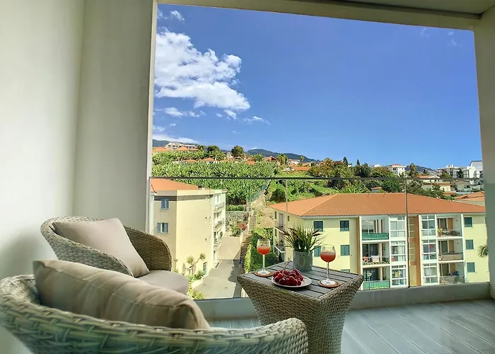 Appartement Uptown By Lovelystay