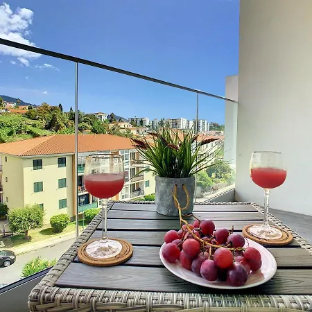 Uptown By Lovelystay Funchal